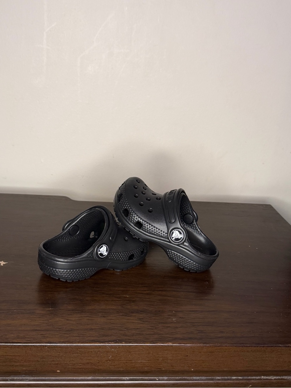 CROCS Kids Classic Clog in Black